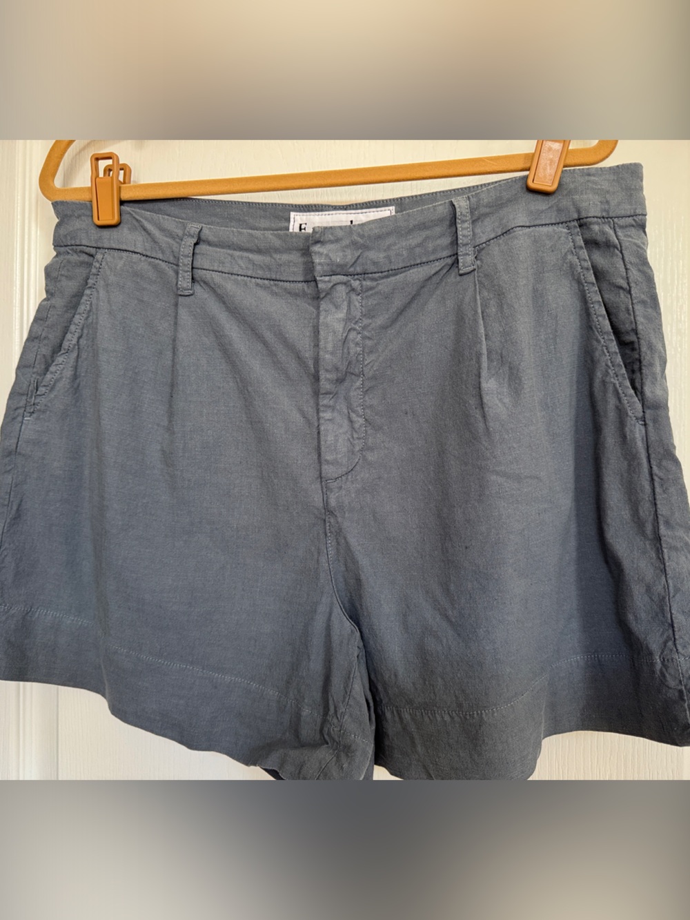 Frank & Eileen Waterford Blue -Gray Linen Women’s Shorts